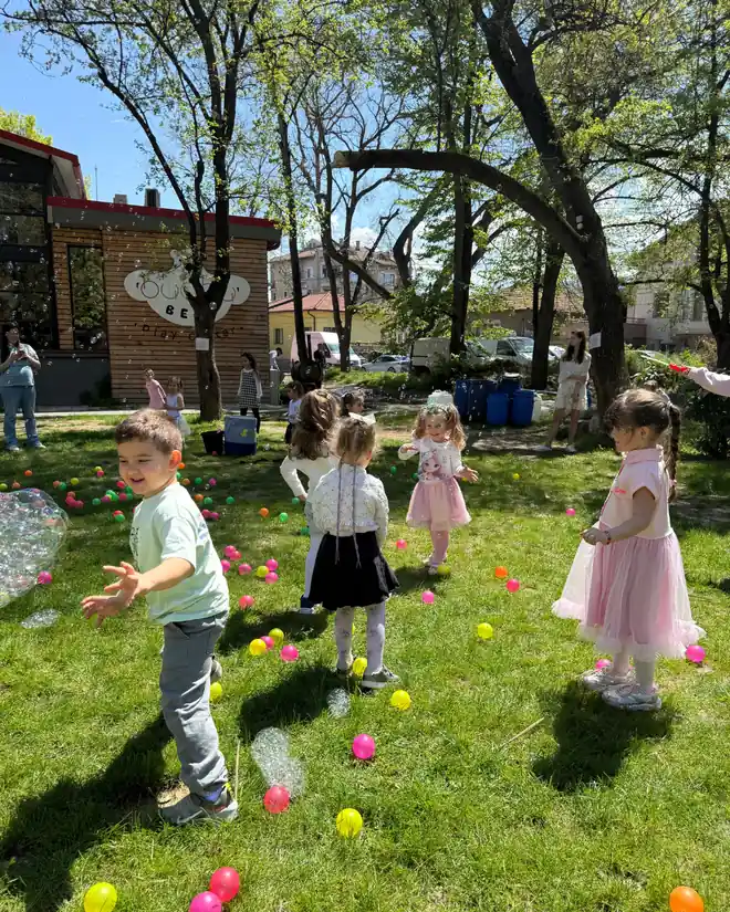 Outdoor games for children in Bubbu Bear park area in Komatevo